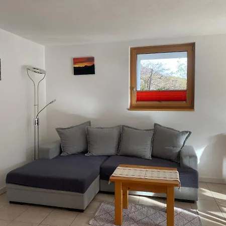 In Mit Panoramablick * Tschlin