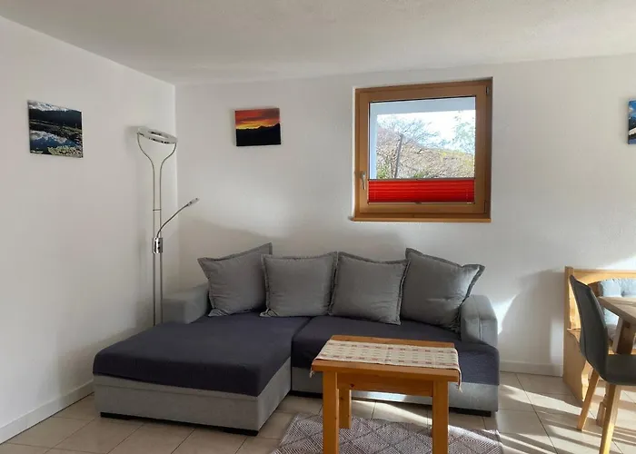 In Mit Panoramablick * Tschlin